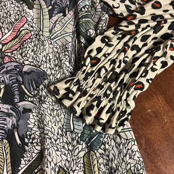 BLANKNYC longsleeve cheetah print blouse U19 - Picture 3 of 6